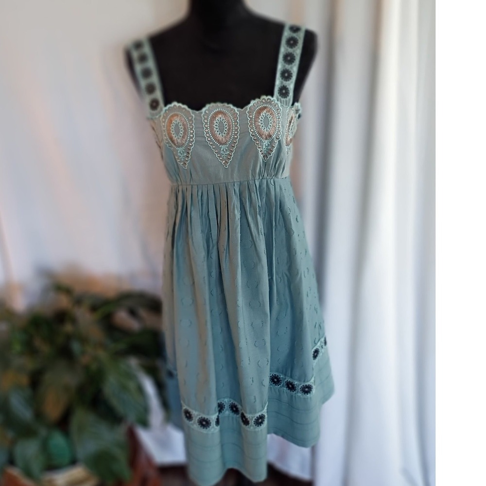 BCBG MAXAZRIA Runway Blue Embroidered‎ Babydoll Mini Dress Size S Boho Summer